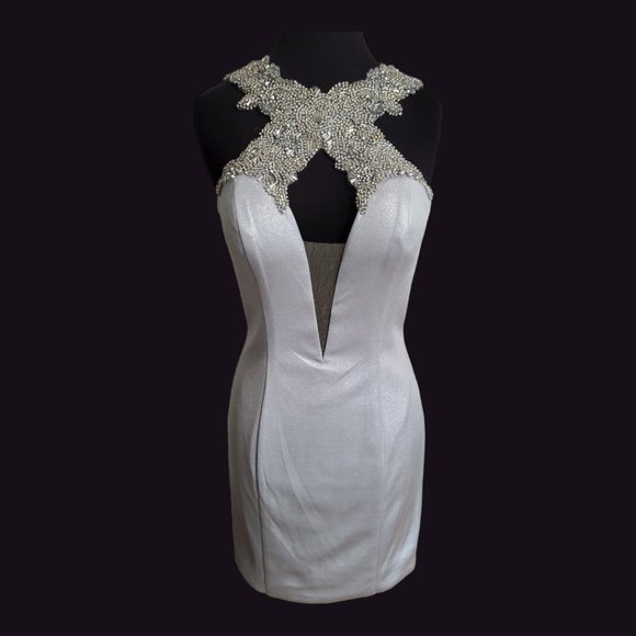 Vienna Prom Halter Bodycon Short Dress - Picture 4 of 8